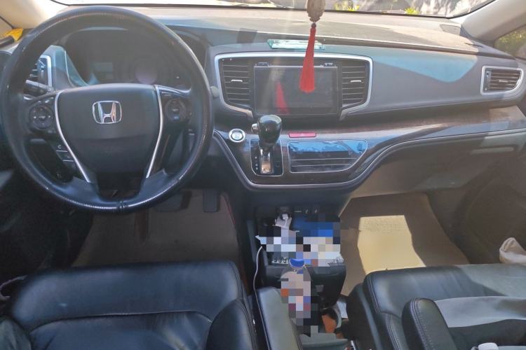 Used Honda Odyssey 2015 Updated Version 2.4L Smart Edition Center Console
