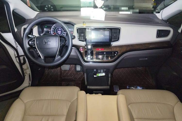 Used Honda Odyssey 2015 Revised 2.4L Luxury Edition Center Console