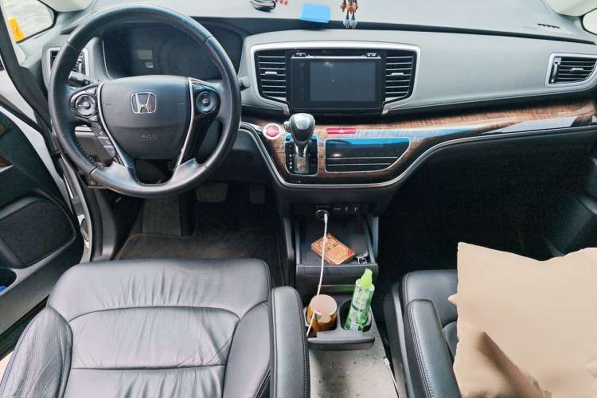 Used Honda Odyssey 2015 Updated Version 2.4L Smart Edition Center Console