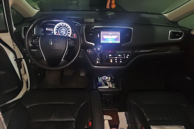 Used Honda Odyssey 2015 2.4L Smart Edition Center Console