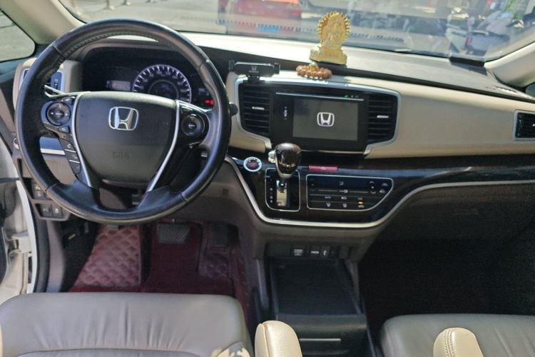 Used Honda Odyssey 2015 2.4L Luxury Edition Center Console