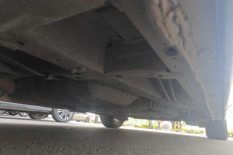 Used Honda Odyssey 2015 2.4L Comfort Edition Chassis Front Left