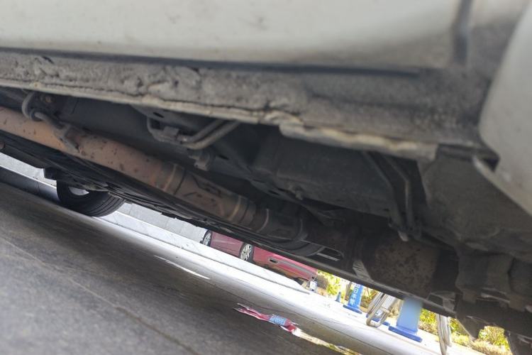 Used Honda Odyssey 2015 2.4L Luxury Edition Chassis Front Right