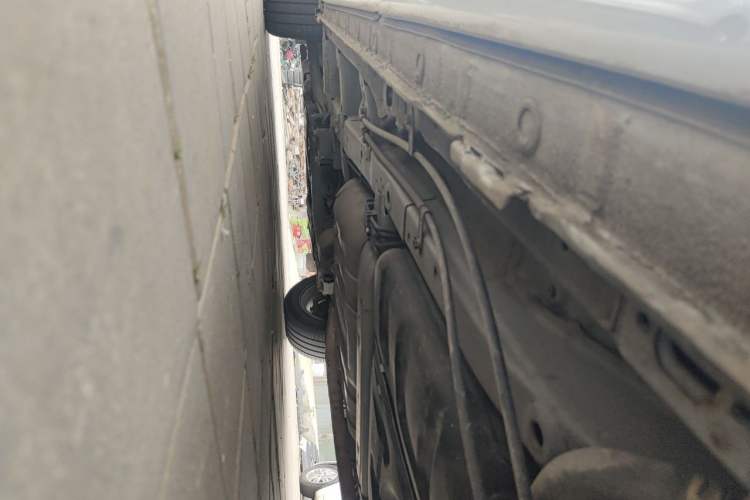 Used Honda Odyssey 2015 2.4L Smart Edition Chassis Rear Left