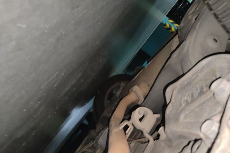 Used Honda Odyssey 2015 2.4L Luxury Edition Chassis Rear Right