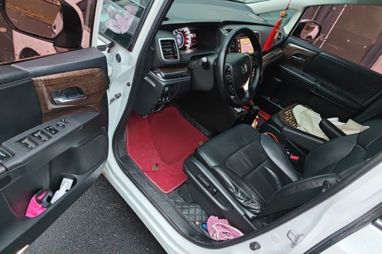 Used Honda Odyssey 2015 Updated Version 2.4L Smart Edition Driver Seat