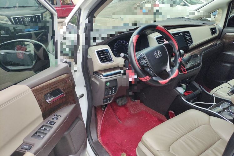 Used Honda Odyssey 2015 Revised 2.4L Luxury Edition Driver Seat