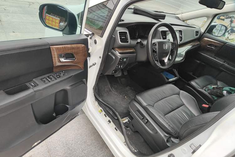 Used Honda Odyssey 2015 2.4L Prestige Edition Driver Seat