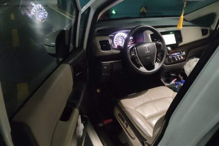 Used Honda Odyssey 2015 2.4L Luxury Edition Driver Seat