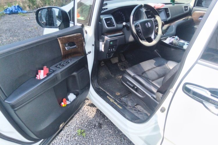 Used Honda Odyssey 2015 Updated Version 2.4L Smart Edition Driver Seat