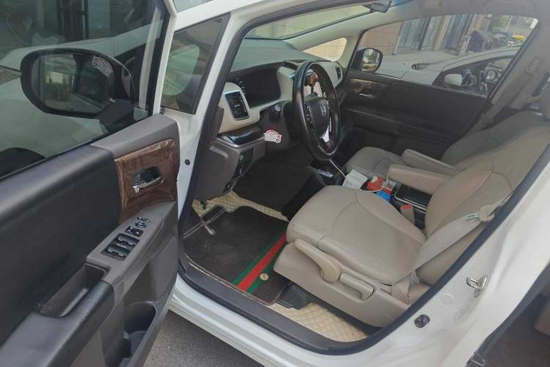 Used Honda Odyssey 2015 2.4L Comfort Edition Driver Seat