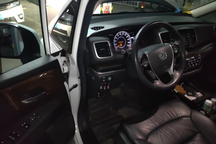 Used Honda Odyssey 2015 2.4L Supreme Edition Driver Seat