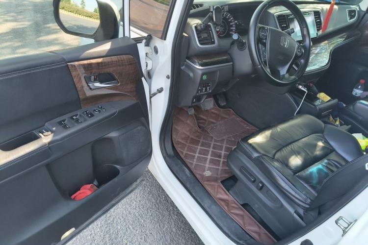 Used Honda Odyssey 2015 2.4L Smart Edition Driver Seat