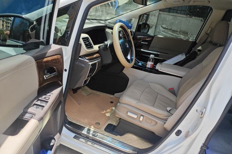 Used Honda Odyssey 2015 Updated Version 2.4L Smart Edition Driver Seat