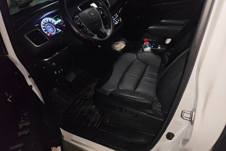 Used Honda Odyssey 2015 2.4L Smart Edition Driver Seat