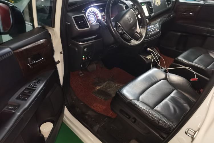 Used Honda Odyssey 2015 2.4L Smart Edition Driver Seat
