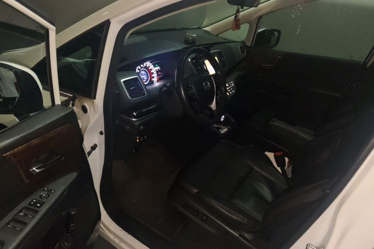 Used Honda Odyssey 2015 2.4L Smart Edition Driver Seat