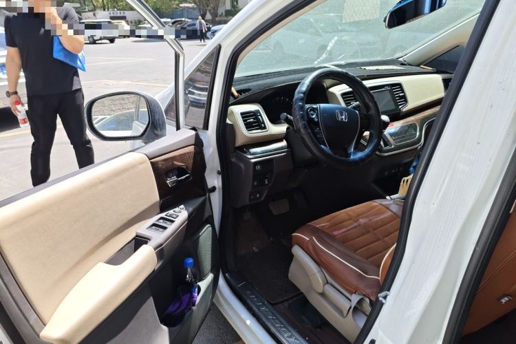 Used Honda Odyssey 2015 2.4L Comfort Edition Driver Seat