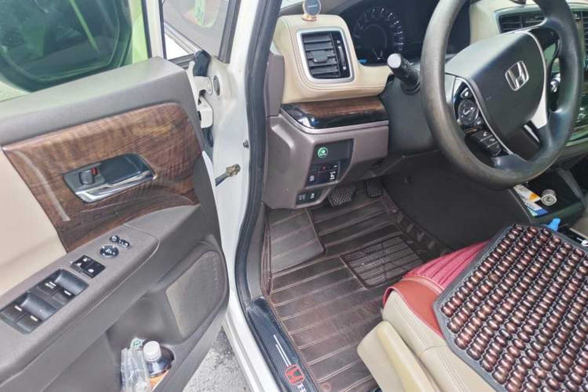 Used Honda Odyssey 2015 2.4L Comfort Edition Driver Seat