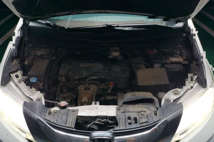 Used Honda Odyssey 2015 2.4L Smart Edition Engine Bay