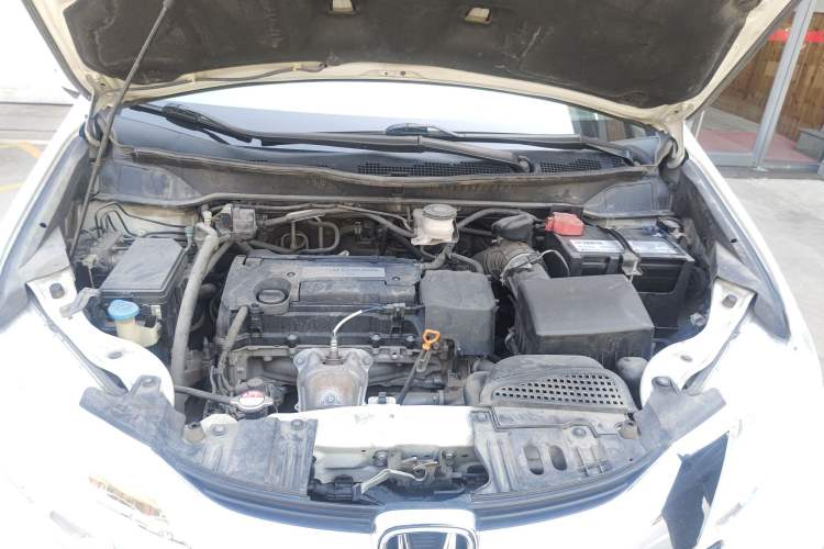 Used Honda Odyssey 2015 Revised Version 2.4L Supreme Edition Engine Bay