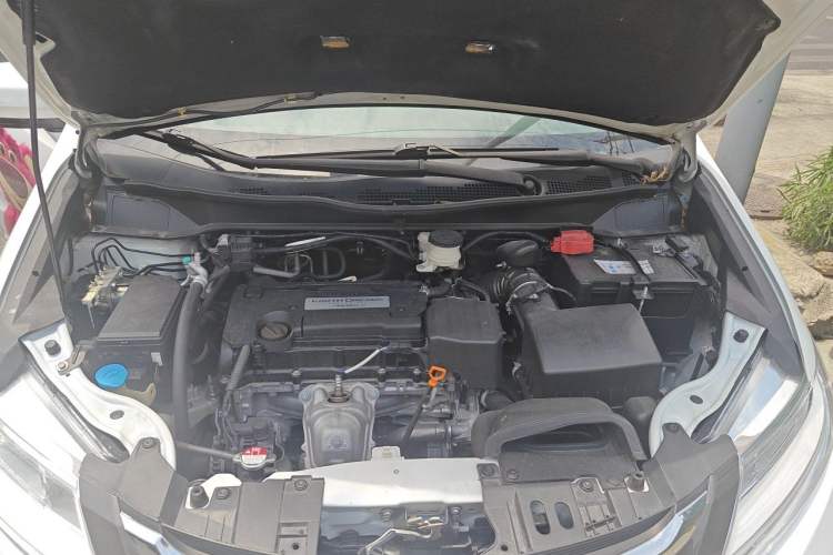 Used Honda Odyssey 2015 2.4L Supreme Edition Engine Bay