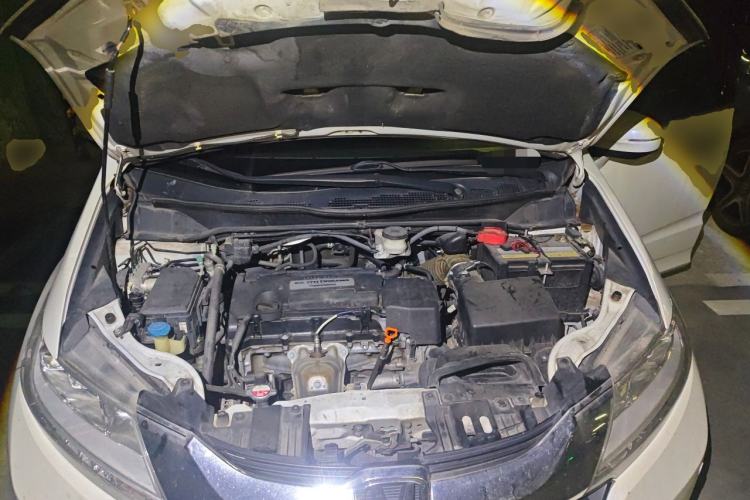 Used Honda Odyssey 2015 Updated Version 2.4L Smart Edition Engine Bay