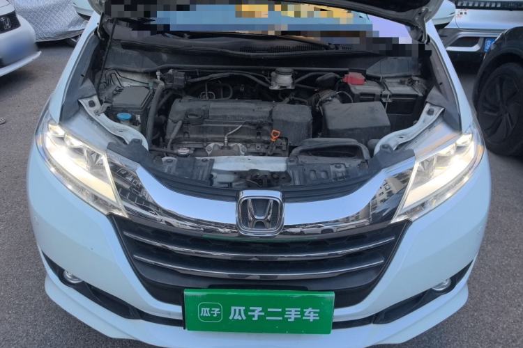 Used Honda Odyssey 2015 Updated Version 2.4L Smart Edition Engine Bay