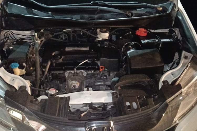 Used Honda Odyssey 2015 Updated Version 2.4L Smart Edition Engine Bay