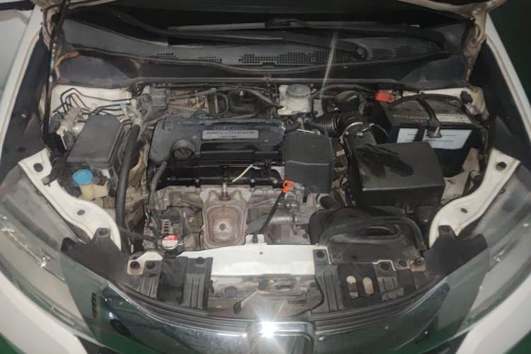 Used Honda Odyssey 2015 2.4L Luxury Edition Engine Bay