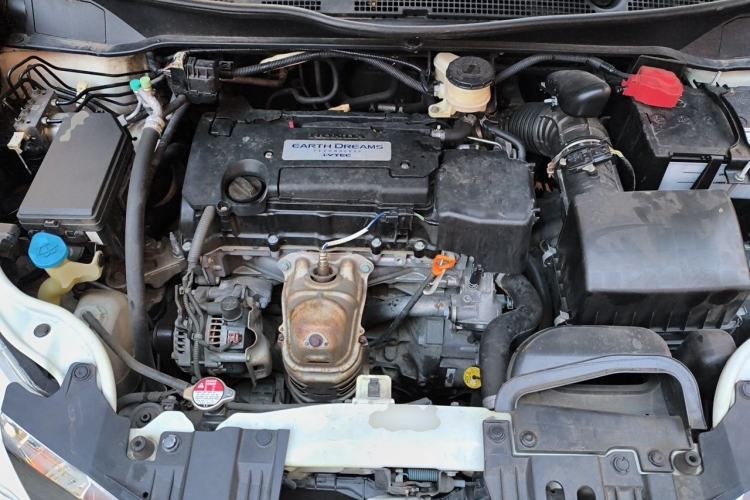 Used Honda Odyssey 2015 2.4L Supreme Edition Engine Bay