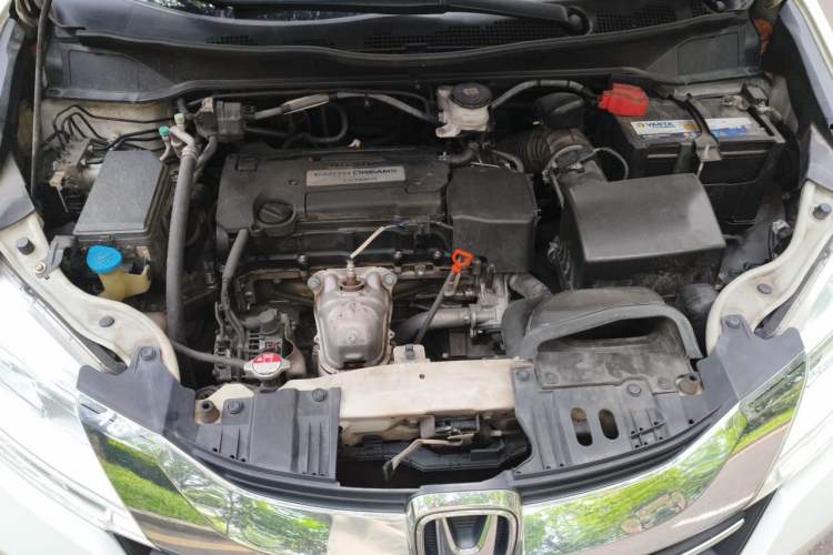 Used Honda Odyssey 2015 2.4L Comfort Edition Engine Bay