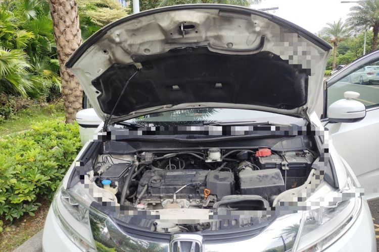 Used Honda Odyssey 2015 2.4L Smart Edition Engine Bay