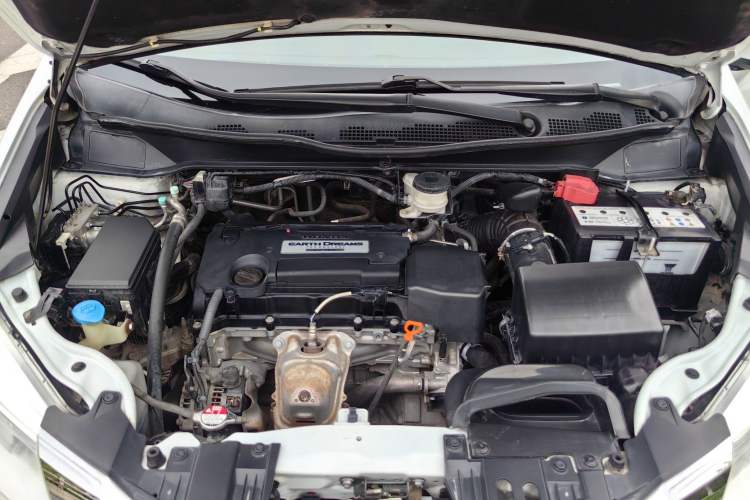 Used Honda Odyssey 2015 Revised 2.4L Luxury Edition Engine Bay