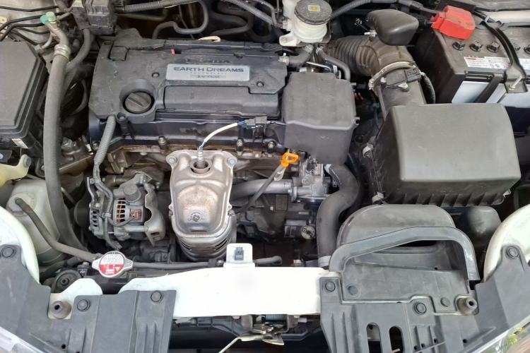 Used Honda Odyssey 2015 Revised 2.4L Luxury Edition Engine Bay