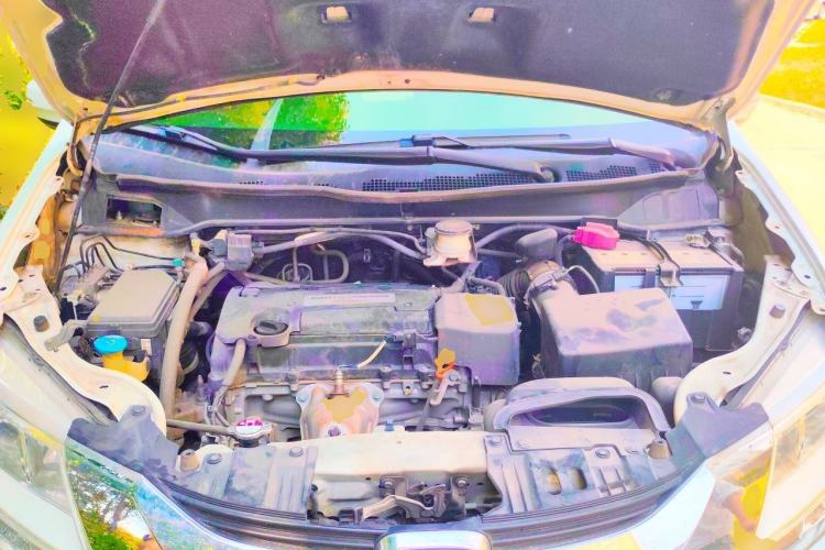 Used Honda Odyssey 2015 Revised Version 2.4L Supreme Edition Engine Bay