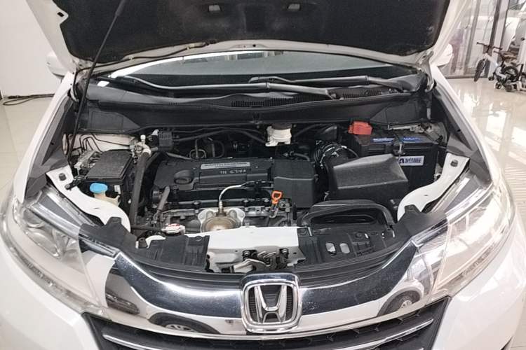 Used Honda Odyssey 2015 Revised 2.4L Luxury Edition Engine Bay