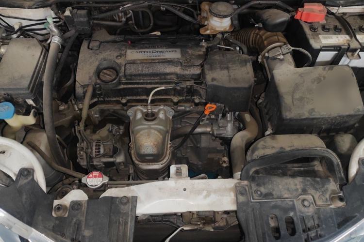 Used Honda Odyssey 2015 Updated Version 2.4L Smart Edition Engine Bay