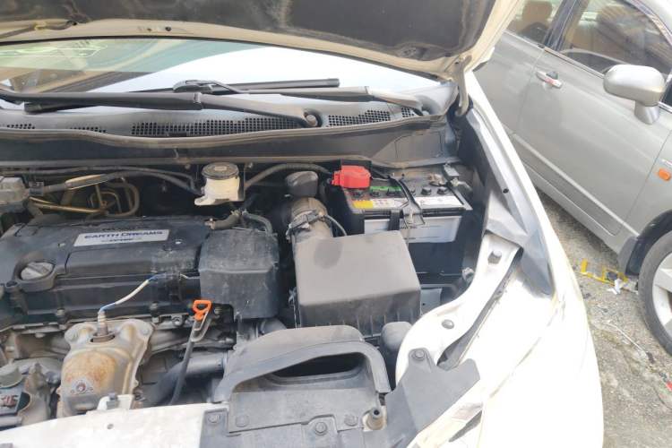 Used Honda Odyssey 2015 Revised 2.4L Luxury Edition Engine Bay Left