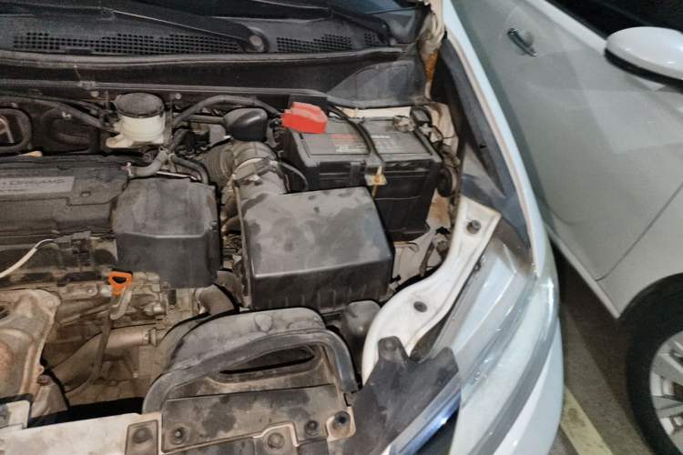 Used Honda Odyssey 2015 2.4L Luxury Edition Engine Bay Left