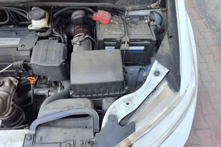 Used Honda Odyssey 2015 Revised Version 2.4L Supreme Edition Engine Bay Left