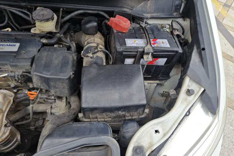 Used Honda Odyssey 2015 2.4L Prestige Edition Engine Bay Left