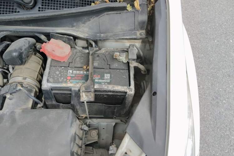 Used Honda Odyssey 2015 2.4L Supreme Edition Engine Bay Left