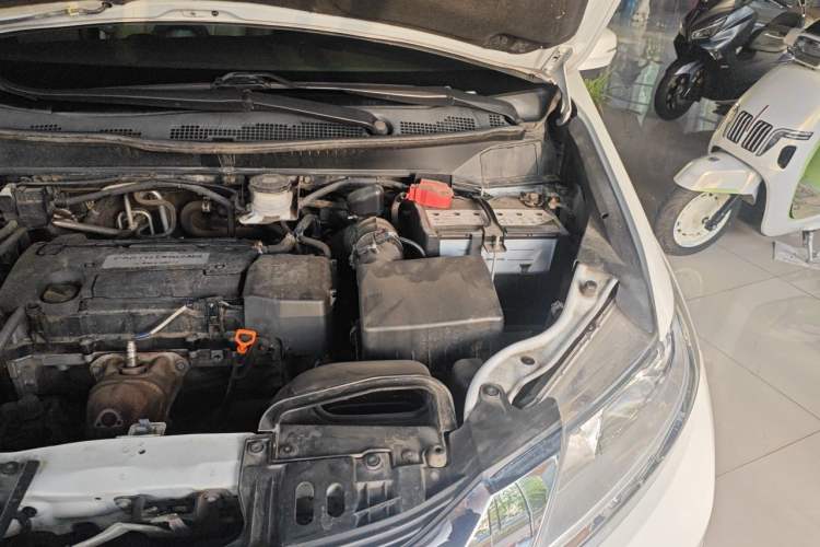 Used Honda Odyssey 2015 2.4L Luxury Edition Engine Bay Left