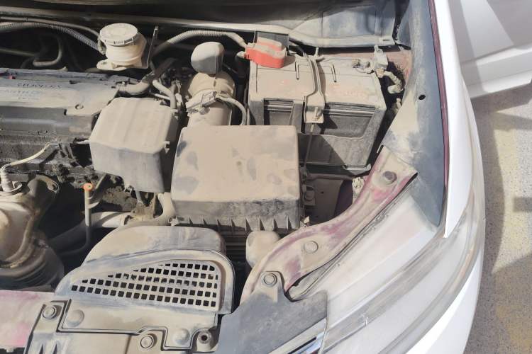 Used Honda Odyssey 2015 2.4L Prestige Edition Engine Bay Left