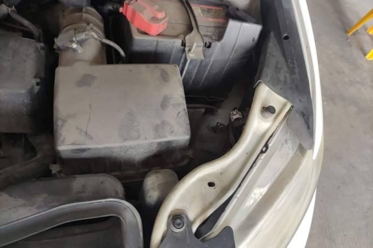 Used Honda Odyssey 2015 2.4L Smart Edition Engine Bay Left