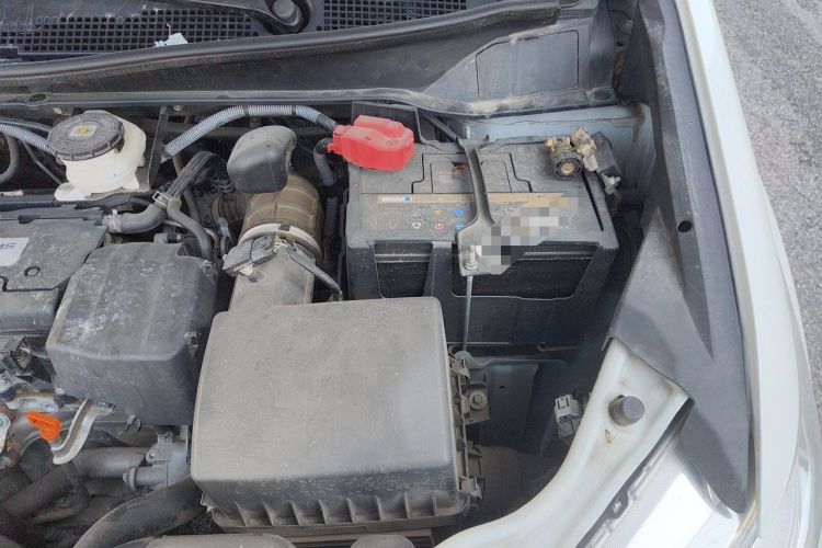 Used Honda Odyssey 2015 2.4L Smart Edition Engine Bay Left
