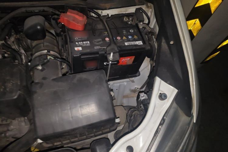 Used Honda Odyssey 2015 2.4L Smart Edition Engine Bay Left