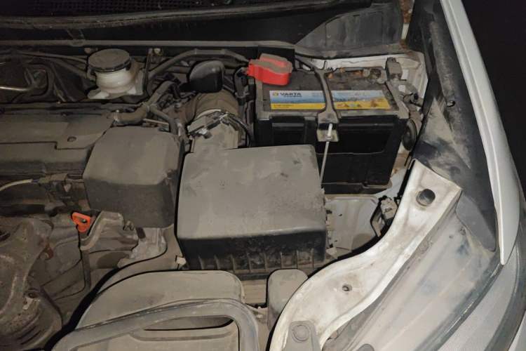 Used Honda Odyssey 2015 2.4L Smart Edition Engine Bay Left