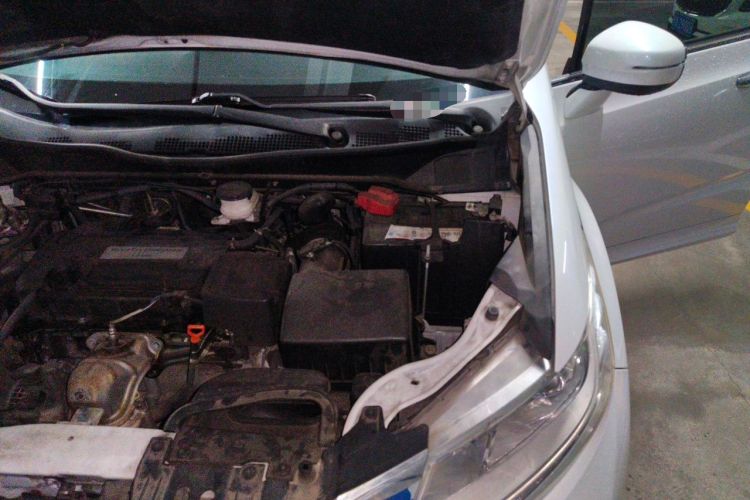 Used Honda Odyssey 2015 Revised 2.4L Luxury Edition Engine Bay Left